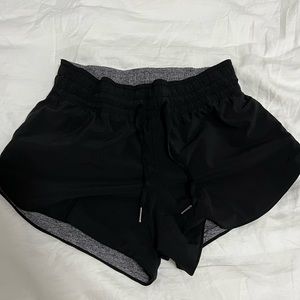 Reversible LULULEMON shorts